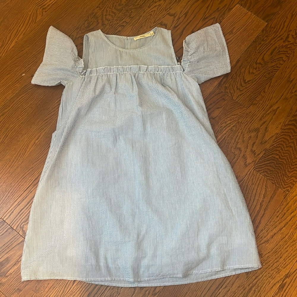 Andree by Unit dress size Small